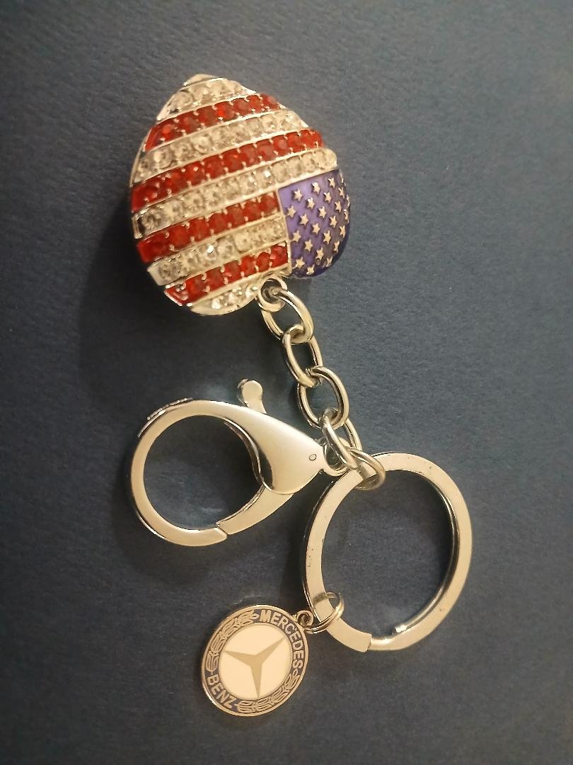 mercedes benz heart keychain